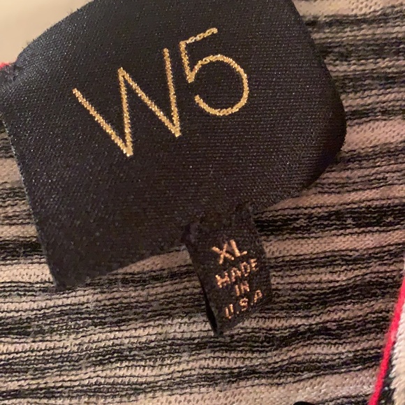 W5 Striped Sleeveless blouse - Picture 6 of 8